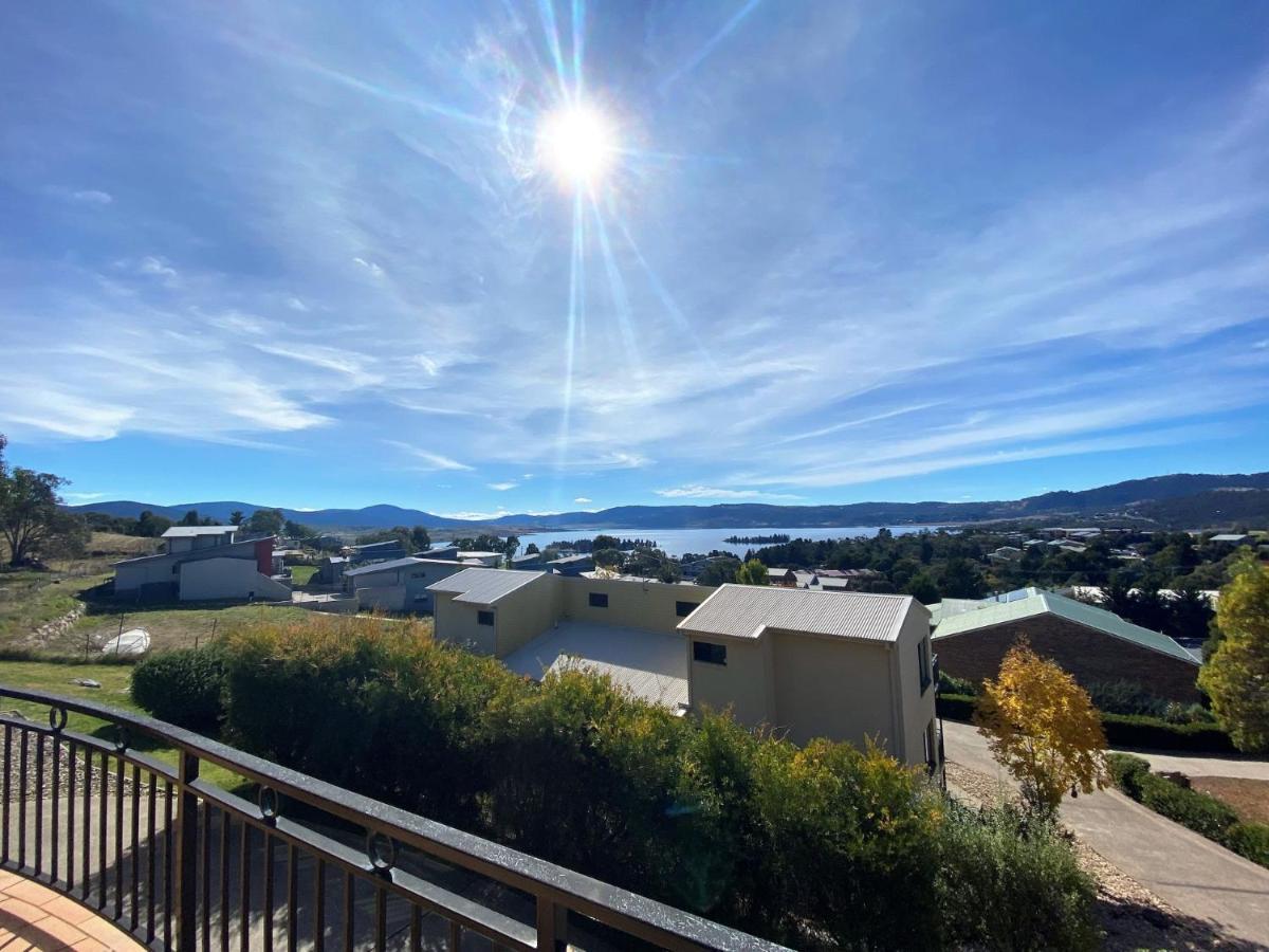 Dromaius 5 - 3Br Townhouse L Lake Views L Spa Bath L Wifi L Bbq Джиндабайн Екстериор снимка