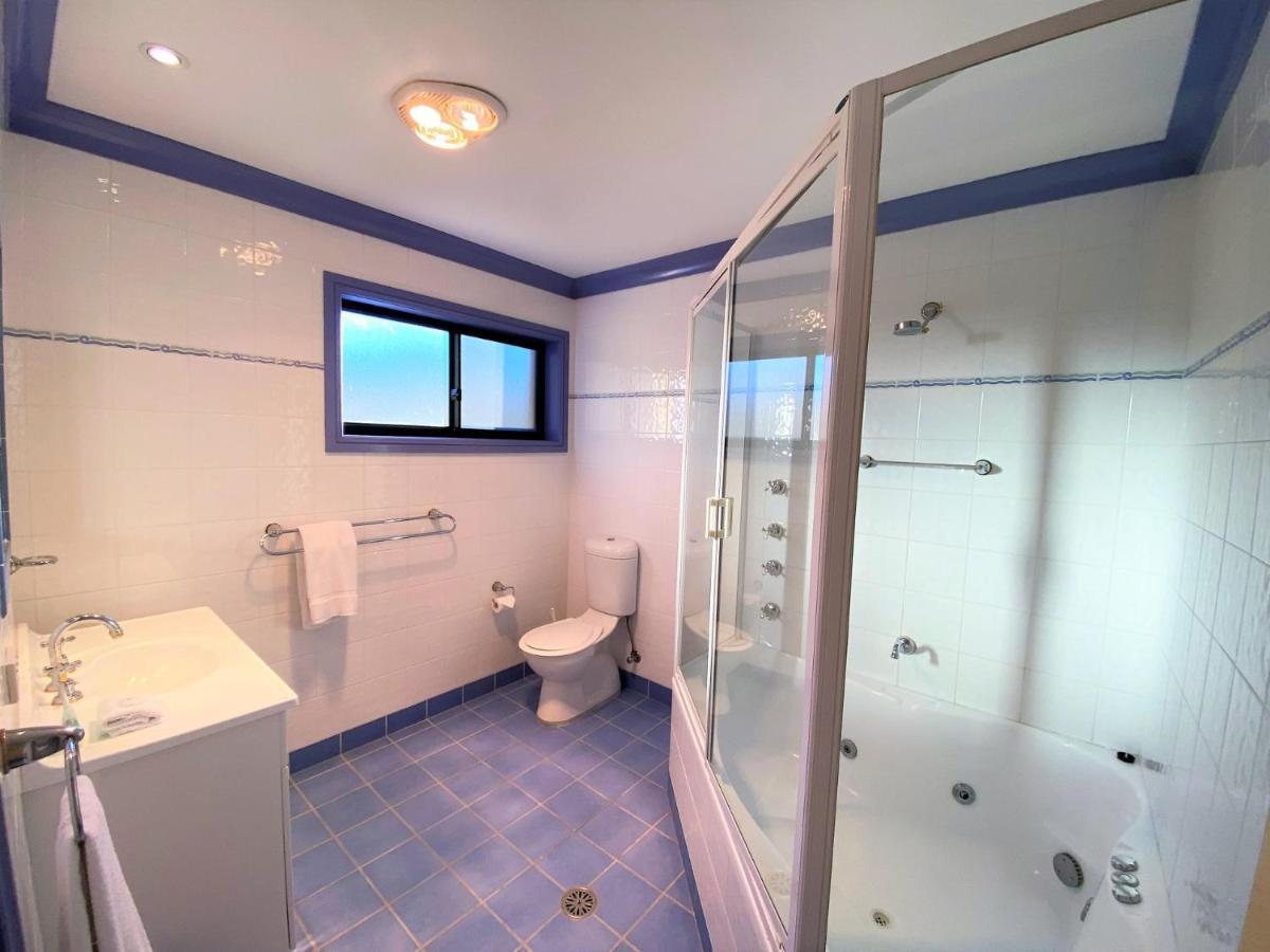 Dromaius 5 - 3Br Townhouse L Lake Views L Spa Bath L Wifi L Bbq Джиндабайн Екстериор снимка