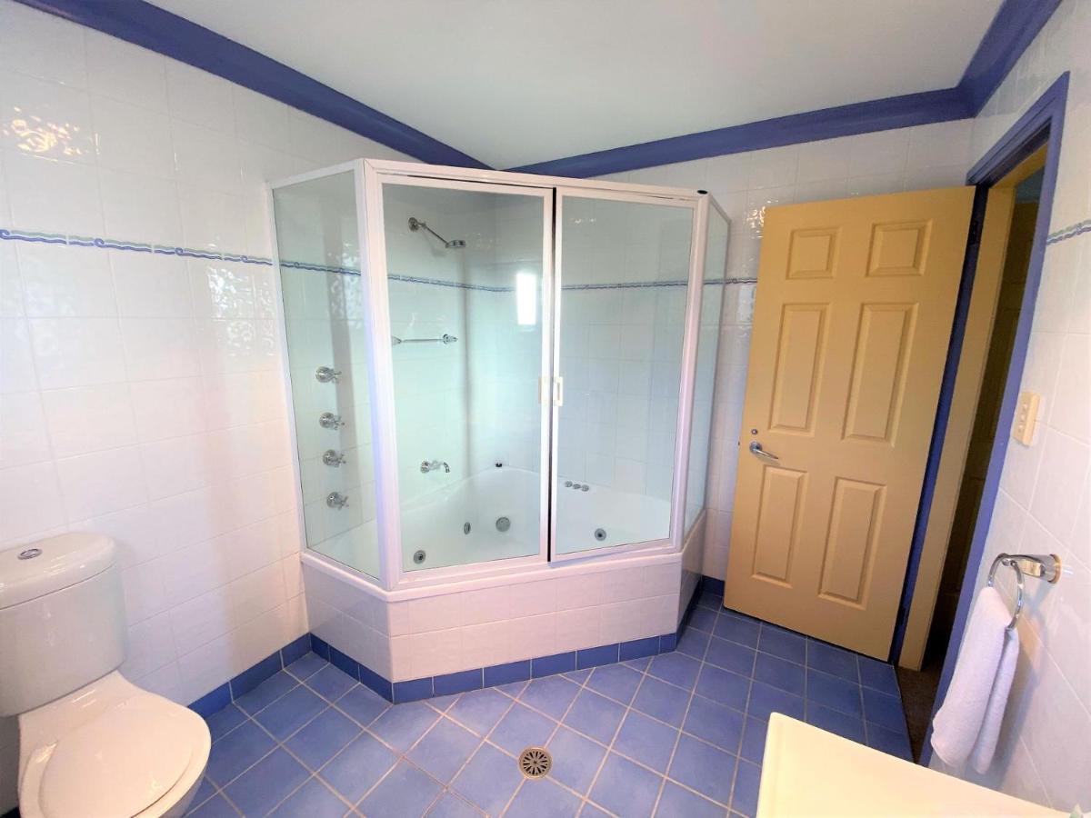 Dromaius 5 - 3Br Townhouse L Lake Views L Spa Bath L Wifi L Bbq Джиндабайн Екстериор снимка