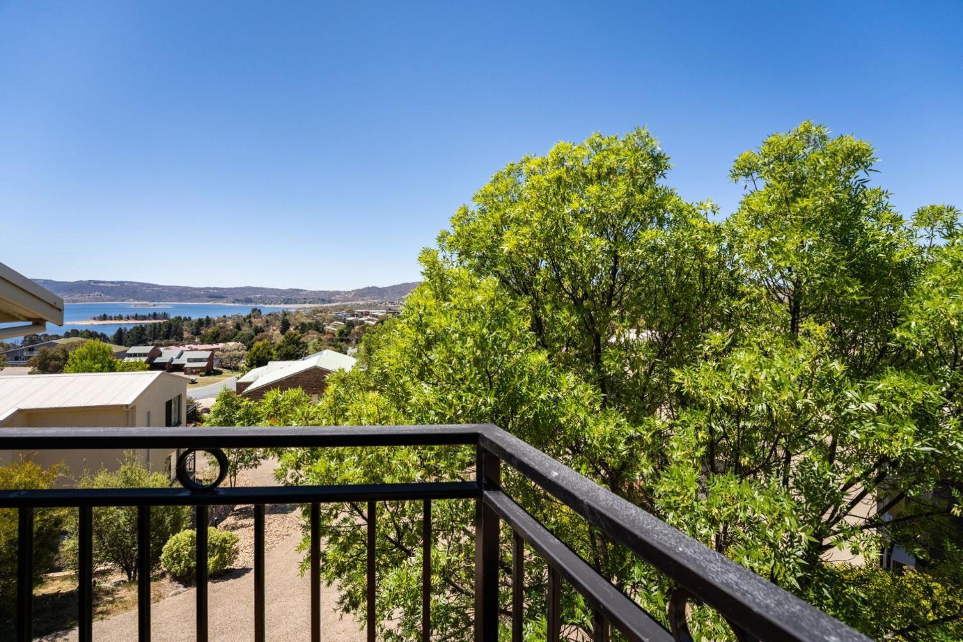 Dromaius 5 - 3Br Townhouse L Lake Views L Spa Bath L Wifi L Bbq Джиндабайн Екстериор снимка